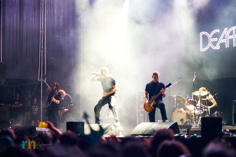 Deafheaven performing at Canela Party 2026