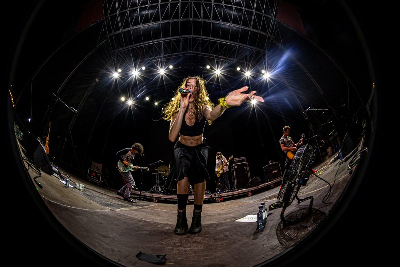 Bar Italia en directo en Canela Party