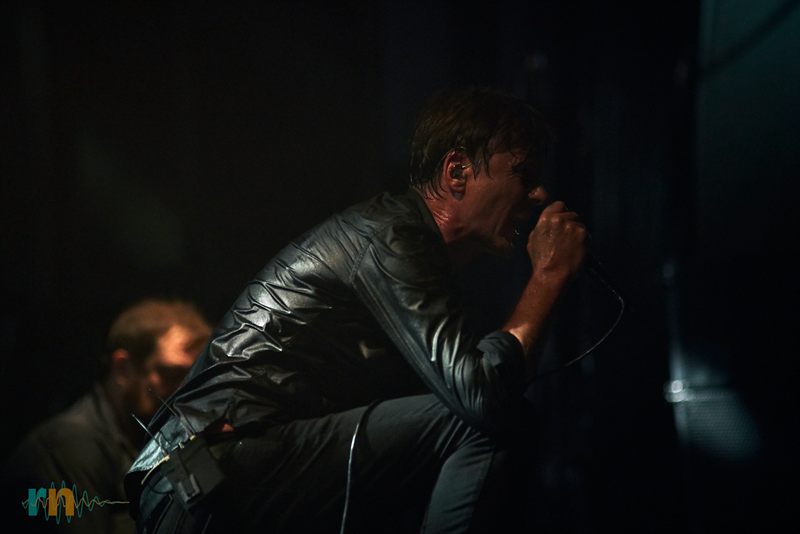 Brett Anderson durante el concierto de Suede en Mamba Garden, Murcia